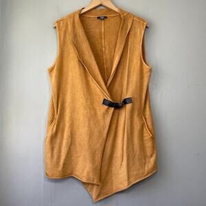 Apu Womens Size Medium Mustard Knit Sleeveless Lagenlook Artsy Buckle Vest